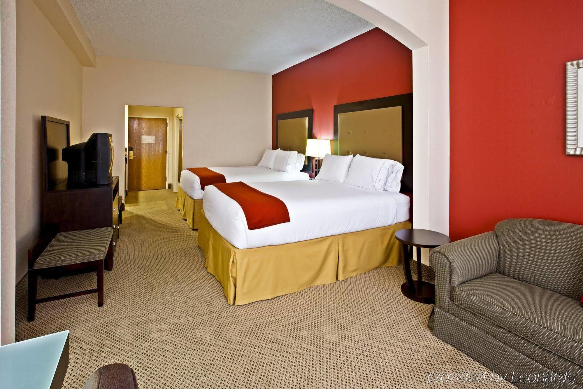 Holiday Inn Express Hotel & Suites Louisville East By Ihg Esterno foto